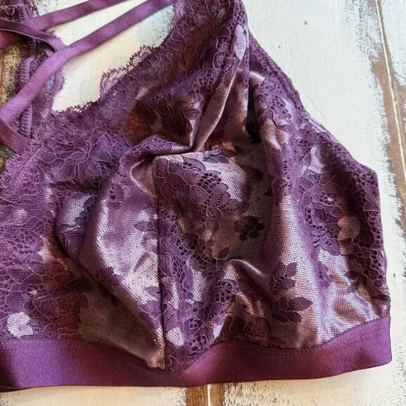 Torrid Curves Racerback Unlined Lace Bralette Size 3/DD/DDD/F - Picture 5 of 8